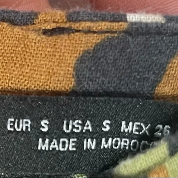 Dress - Picture 3 of 5